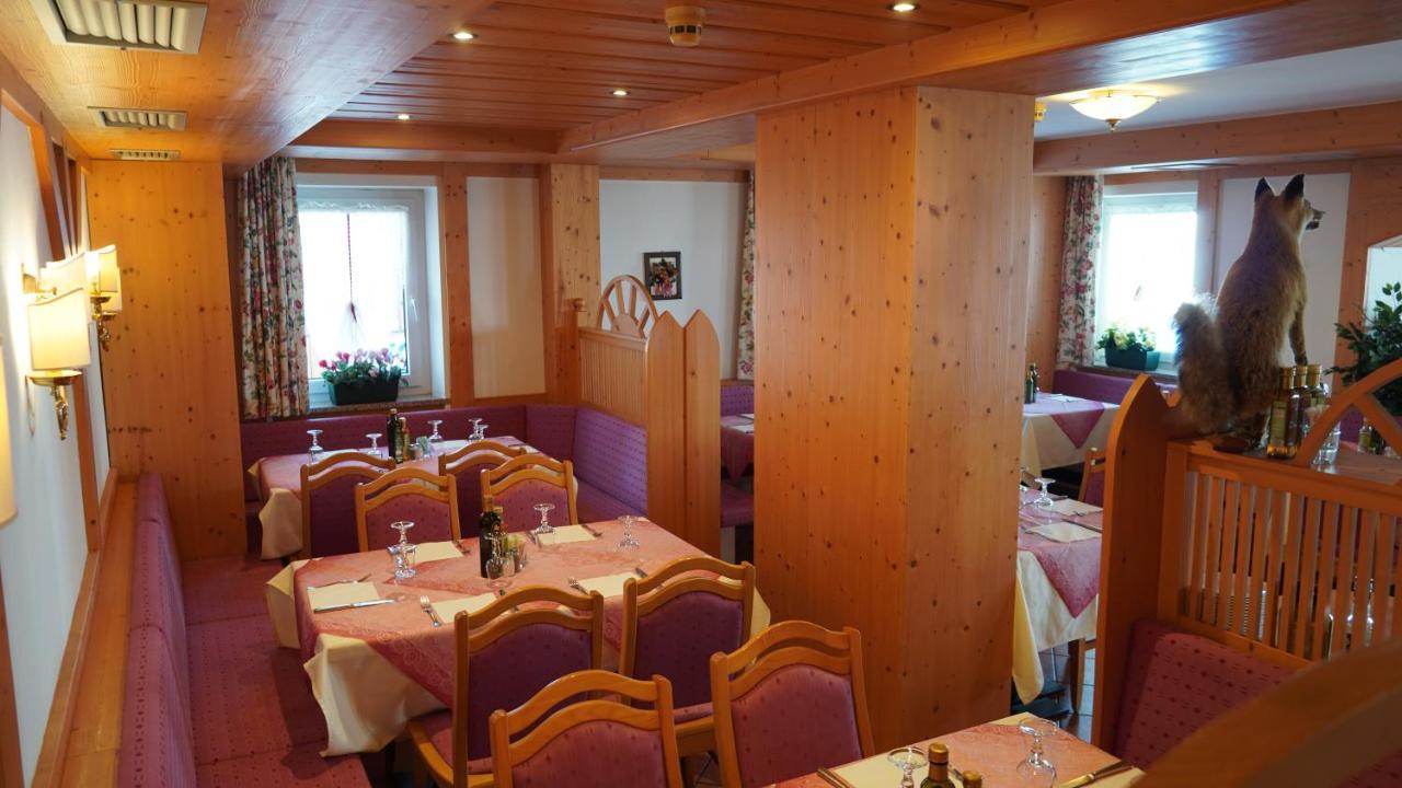 Hotel Alpenrose Passo Rolle Exterior photo